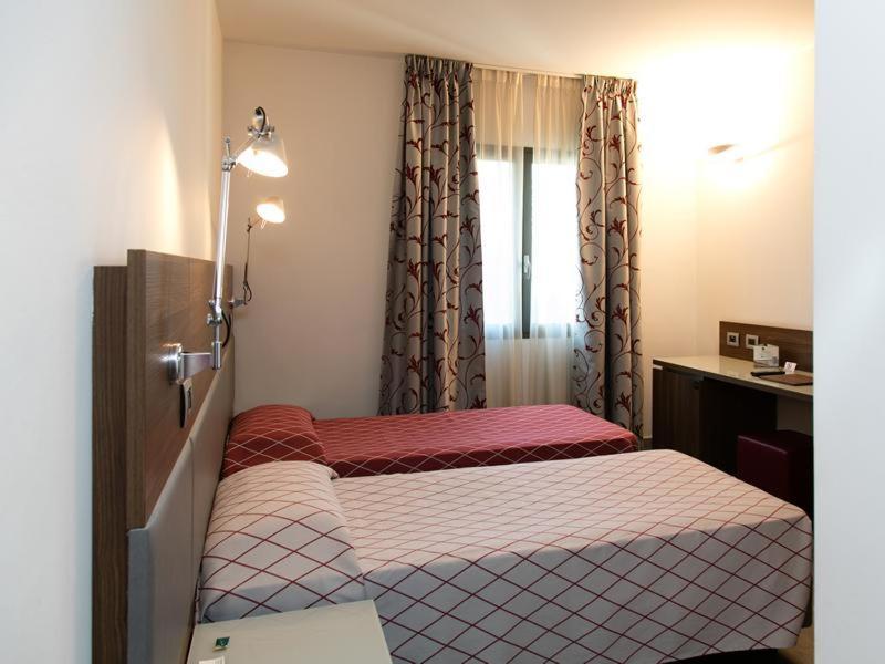 Hotel Del Parco Vigevano Exterior foto